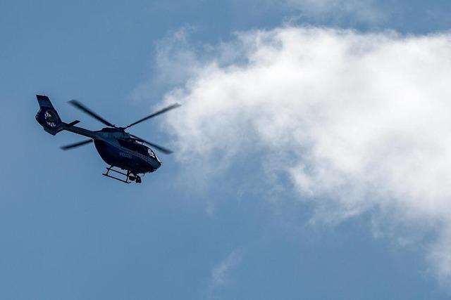 Polizeihubschrauber und Hunde jagen Einbrecher in Kappel-Grafenhausen