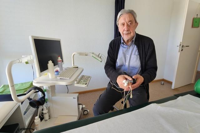 Joachim Geth geht nach 45 Jahren als Neurologe in Schopfheim in den Ruhestand