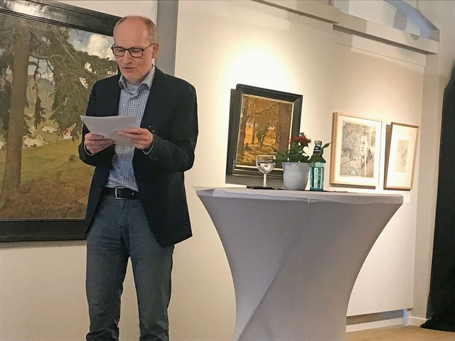 Felix Reue fhrte in die Sonderausste...oma im Kreismuseum in St. Blasien ein.  | Foto: Karin Stckl-Steinebrunner