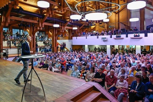 Pflegeheimschlieung in Seelbach: Beim Infoabend schlgt der Caritas viel Unmut entgegen