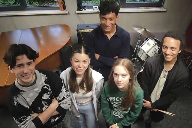 Junge Bands und Musiker aus der Region bei der Open Stage im Nellie Nashorn in Lrrach