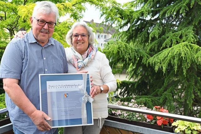 Marianne und Fritz Dorsch werden für ihr Engagement mit dem Denzlinger Bürgerpreis geehrt