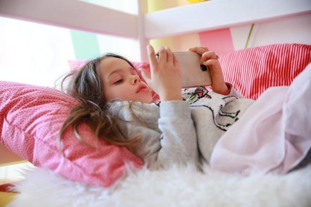 Digitale Medien im Schulalltag: Wie Schulen am Kaiserstuhl die Nutzung digitaler Medien begleiten