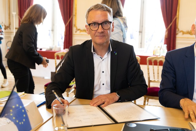 Lahrs Oberbürgermeister Markus Ibert u...rung des Oberrheinischen Städtenetzes. | Foto: Stadt Lahr Lahrs Oberbürgermeister Markus Ibert u...rung des Oberrheinischen Städtenetzes. | Foto: Stadt Lahr