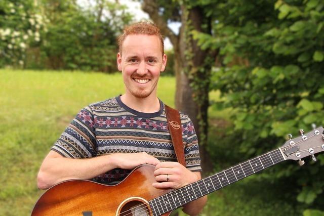Aaron Wlchli will bei seinem Konzert in Mllheim Geschichten durch Musik zum Leben erwecken