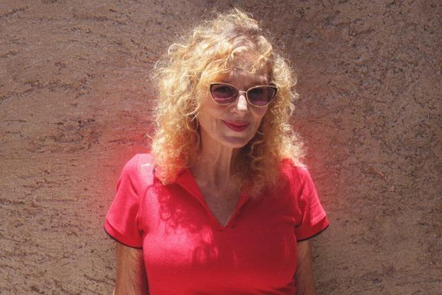 Eine Stimme, weiblich, kosmopolitisch, rebellisch: Die "Punk-Professorin" Vivien Goldman in Freiburg