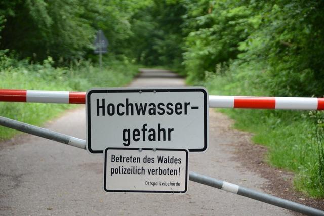 Sasbacher Feuerwehr bekommt fr Rettungseinstze am Rhein ein topmodernes Boot und einen Pick-up