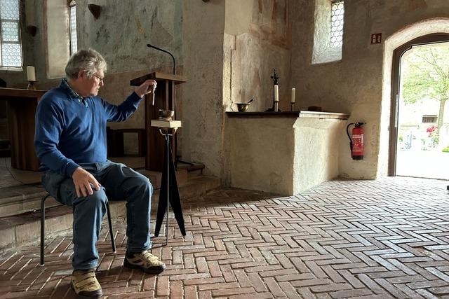 Was ist Stille? Uli Schäfle bringt diesen seltenen Zustand in die St.-Vitus-Kapelle bei Wasenweiler