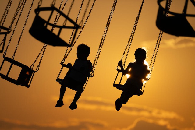 Für Eltern ist es wichtig, ein offenes Ohr für ihre Kinder zu haben. | Foto: Sebastian Kahnert (dpa) Für Eltern ist es wichtig, ein offenes Ohr für ihre Kinder zu haben. | Foto: Sebastian Kahnert (dpa)