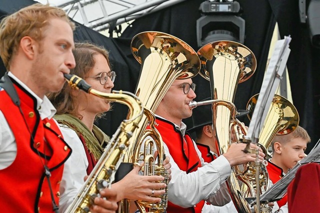 Blasmusik prgte drei Tage lang das  Fest.  | Foto: Endrik Baublies