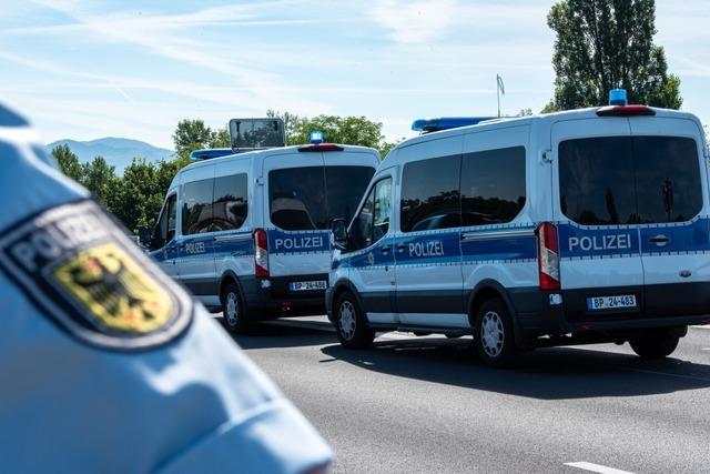Zeuge hält mutmaßlichen Sprayer am Bahnhof Efringen-Kirchen fest