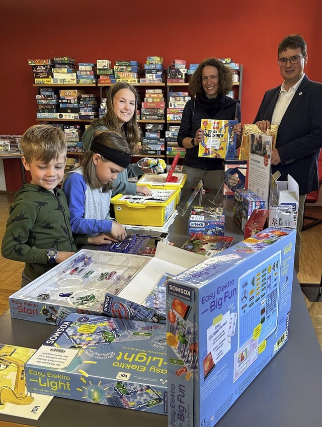 Die Technotek in der Stadtbibliothek soll Kinder zum Tüfteln animieren. | Foto: Stadtbibliothek Offenburg Die Technotek in der Stadtbibliothek soll Kinder zum Tüfteln animieren. | Foto: Stadtbibliothek Offenburg