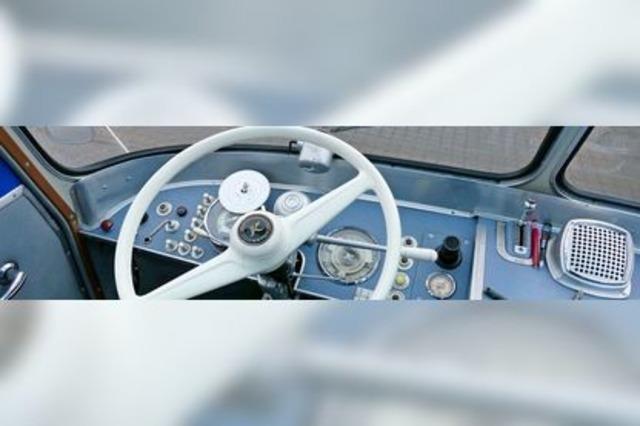 Menschen und ihre Lieblingsfahrzeuge