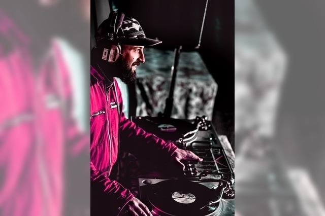 DJ Hercules aus Schallstadt tourt mit seinem Soundtruck durch die Musikgeschichte