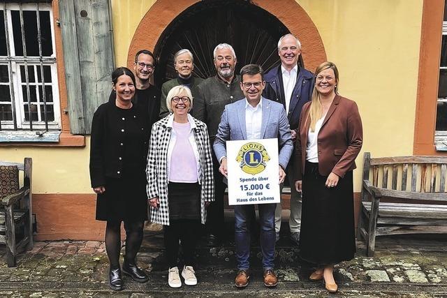 Lions spenden 15.000 Euro für das Haus des Lebens