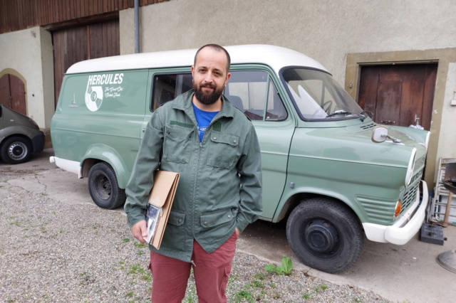 DJ Hercules aus Schallstadt tourt mit seinem Soundtruck durch die Musikgeschichte