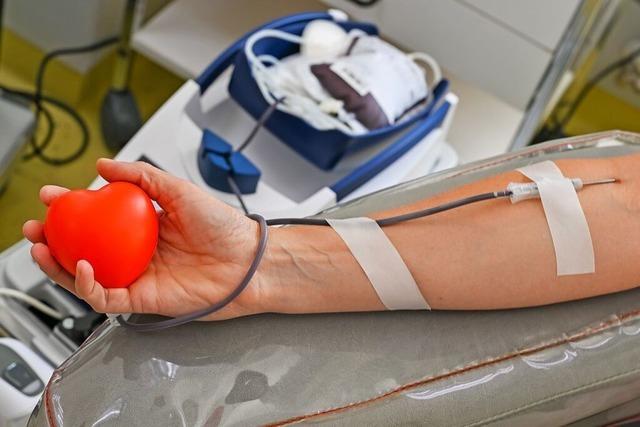 Wie luft eine Blutspende in Emmendingen? Das Blut wird geschaukelt, nicht gerhrt