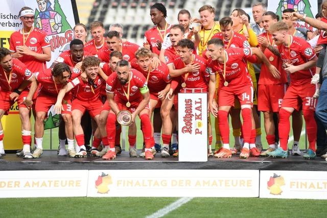 In Bahlingen wird die heutige Auslosung zur ersten Runde im DFB-Pokal sehr genau verfolgt.