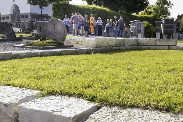 Friedhofsgestaltung wird zum Stein des Anstoes