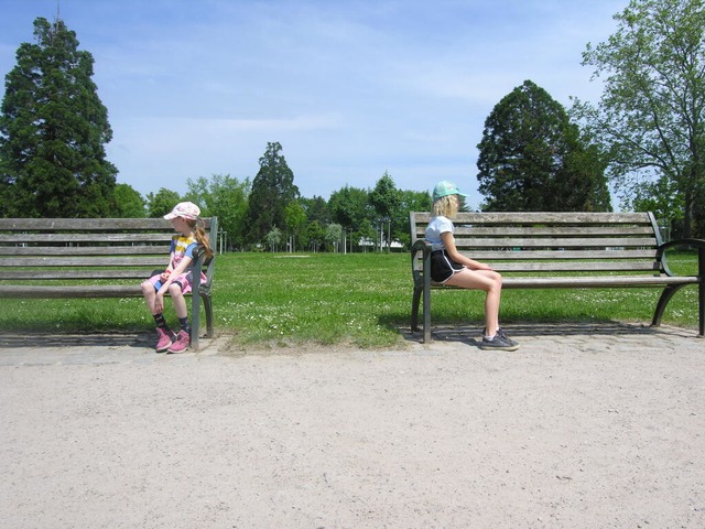 &quot;Bank neben Bank&quot;  | Foto: Jakob und Tabea Hofferberth, Isabel Wagner