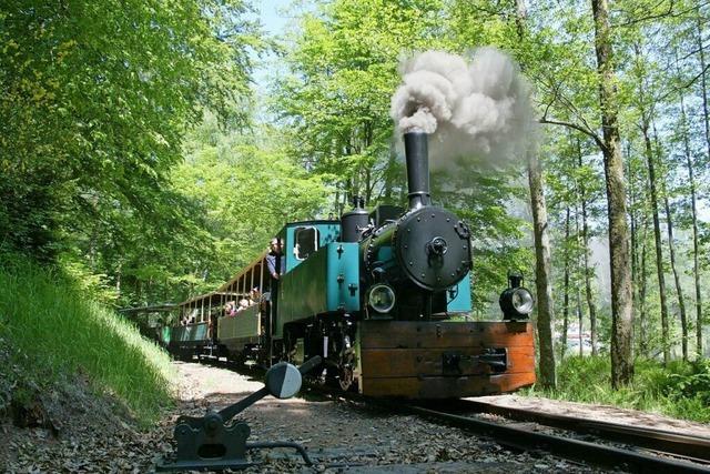Technik zum Anfassen: Schiffshebewerk und Waldeisenbahn