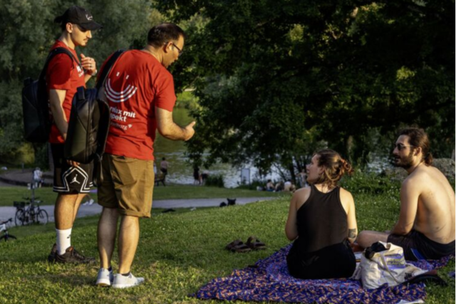 Seit drei Jahren sind die Nachtmediatoren in Freiburg unterwegs - mit Erfolg