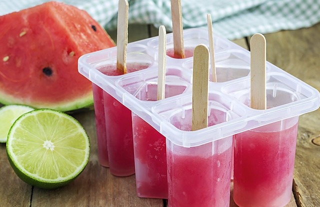 Prierte Melone als Eis  | Foto: Iuliia Nedrygailova