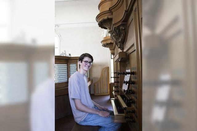 Kaum einer spielt die Orgel so wie ein 17-Jhriger aus St. Ulrich