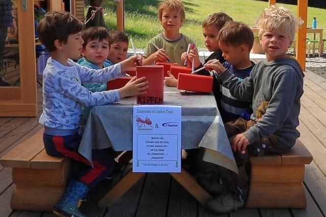 Kippenheims Kindergartenkinder wollen den Ort kippenfrei machen