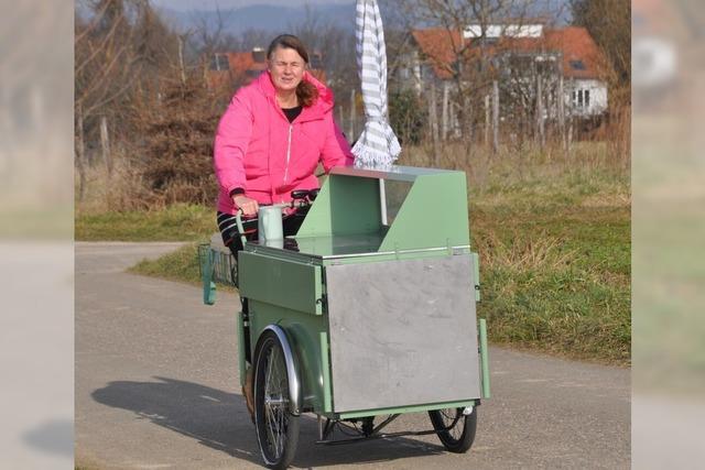 Die Gundelfingerin Kirstin Bertram begeistert mit ihrem mobilen Laden auf drei Rdern