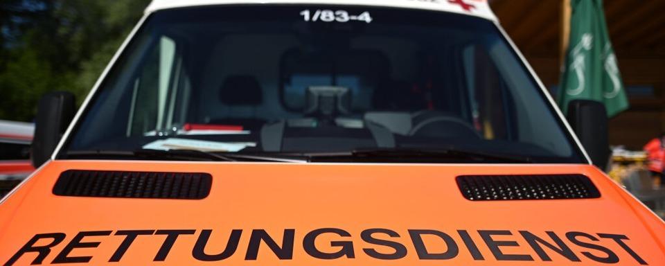 Pedelecfahrer streift in Oberrotweil ein Auto und strzt