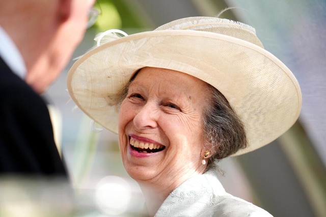 Der britische Prinzessin Anne am erste...yal Ascot auf der Pferderennbahn Ascot  | Foto: John Walton (dpa)