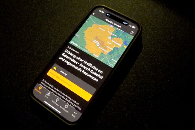 Warn-Apps Nina und KatWarn verweisen a...inen Zoo gibt es in Braunsbedra nicht. | Foto: NEWS5 / N5 DESK (dpa) Warn-Apps Nina und KatWarn verweisen a...inen Zoo gibt es in Braunsbedra nicht. | Foto: NEWS5 / N5 DESK (dpa)