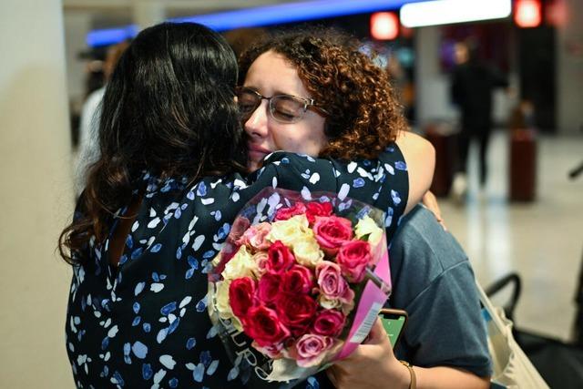 Newsblog: Sonderflug aus Jordanien in Frankfurt gelandet