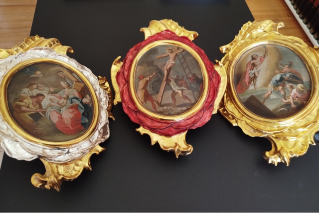 Was hat es mit den Geheimnistafeln auf sich, die an Fronleichnam in St. Peter zu sehen sind?