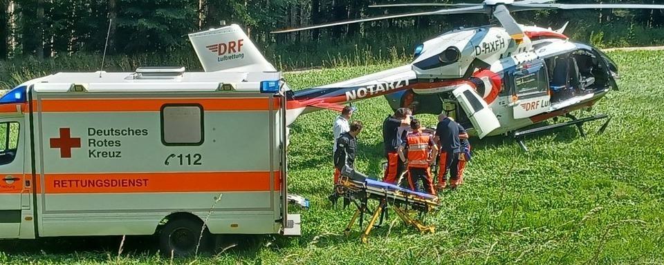 Motorradfahrer nach Frontalunfall mit Bus nahe Wutachmhle in Lebensgefahr