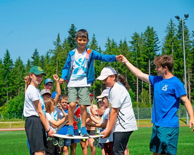 Hhenflug - Gemeinsam Sport - Spiel un... beim Feriencamp in den Pfingstferien.  | Foto: Wolfgang Scheu