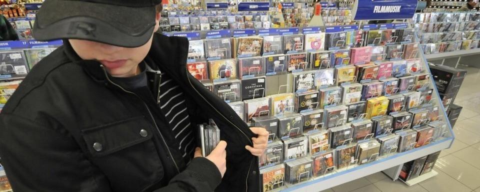 Diebe in Supermarkt in Kirchzarten wehren sich und sind jetzt in Untersuchungshaft