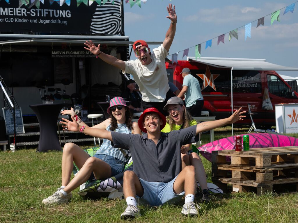 Rund 65.000 Menschen feiern ein ausgelassenes Partywochenende beim Southside-Festival in Neuhausen ob Eck. Rund 65.000 Menschen feiern ein ausgelassenes Partywochenende beim Southside-Festival in Neuhausen ob Eck.