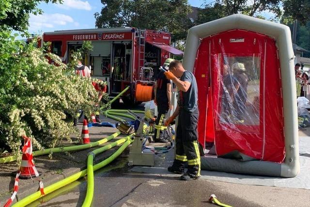 Chlorgasaustritt in Lenzkircher Bad: Abgerissener Schlauch knnte Ursache sein