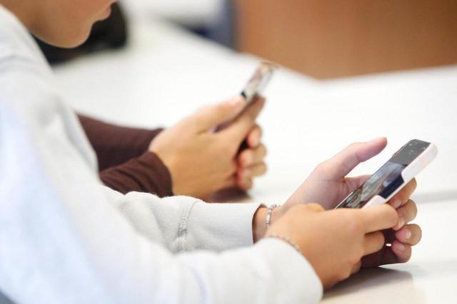 Das sagen Schulen im Kreis Emmendingen zum Thema Handy-Nutzung