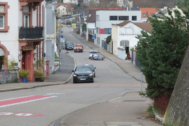 Die Teichstraße wird wegen Kanalarbeit...inhalb Jahre abschnittsweise gesperrt. | Foto: Peter Gerigk Die Teichstraße wird wegen Kanalarbeit...inhalb Jahre abschnittsweise gesperrt. | Foto: Peter Gerigk