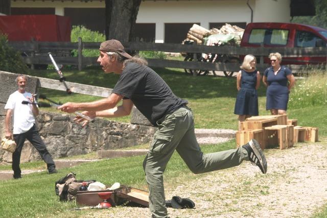 Groes Warenangebot am Kunststckchenmarkt in Herrischried