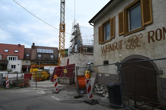 Pflasterauswahl fr Stubenplatz in Pfaffenweiler noch offen - ebenso der Baustart