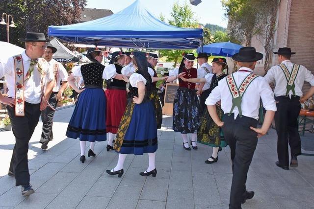 Hinterzarten und Eguisheim feiern