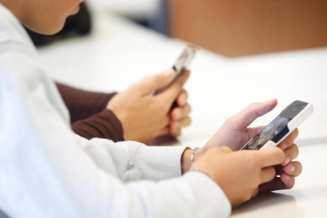Das sagen Schulen im Kreis Emmendingen zum Thema Handy-Nutzung