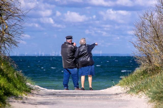 Immer mehr Menschen gehen frher in Rente
