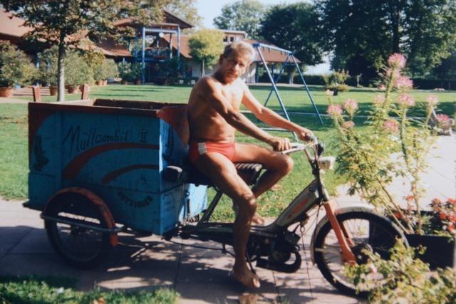 Vom Mofa zum Mllomobil: Wie Bademeister Hermann Jenne das Btzinger Freibad sauber hielt