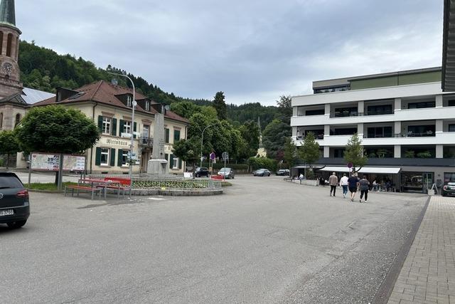Umgestaltung Bahnhofsvorplatz Zell: Fraktionen erhhen Druck auf Verwaltung
