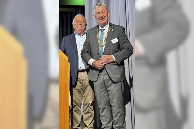 Rotarier feiern Amtsbergabe